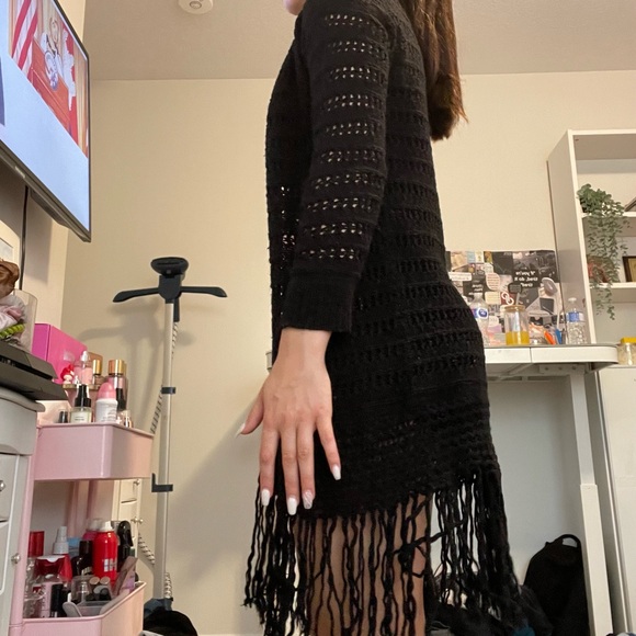 Long Flowy Cardigan with tassels - Picture 5 of 6